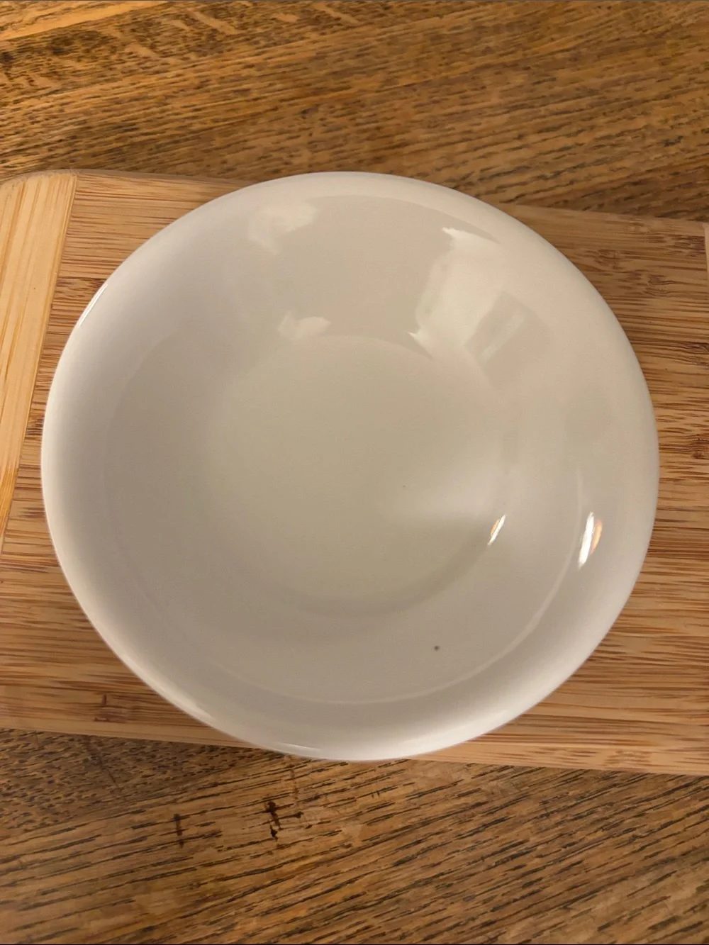 Iti Restaurant White 4 piece Ceramic Bowl Set. Vintage Date Feb. 2004